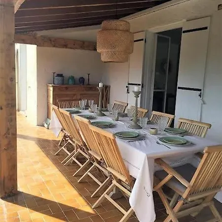 - Au Calme Sur Golf, Et Vue Sur Le Golfe De Saint-tropez Villa Grimaud