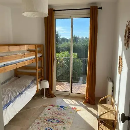 - Au Calme Sur Golf, Et Vue Sur Le Golfe De Saint-tropez Villa Grimaud