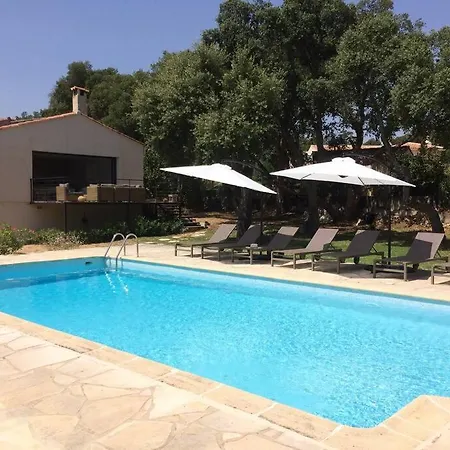 - Au Calme Sur Golf, Et Vue Sur Le Golfe De Saint-tropez *
