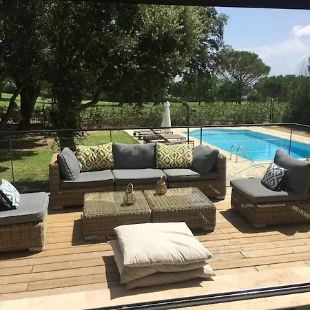 - Au Calme Sur Golf, Et Vue Sur Le Golfe De Saint-tropez Villa Grimaud